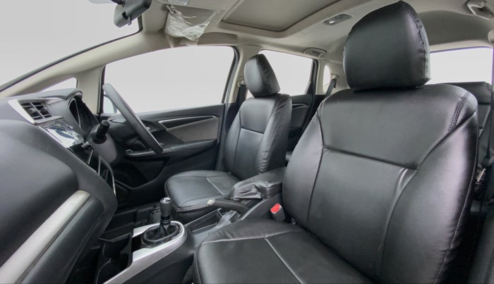 2018 Honda WR-V 1.2 i-VTEC VX MT, Petrol, Manual, 29,912 km, Right Side Front Door Cabin View