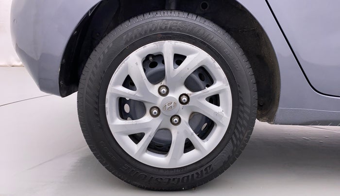 2017 Hyundai Grand i10 SPORTZ 1.2 KAPPA VTVT, Petrol, Manual, 96,786 km, Right Rear Wheel