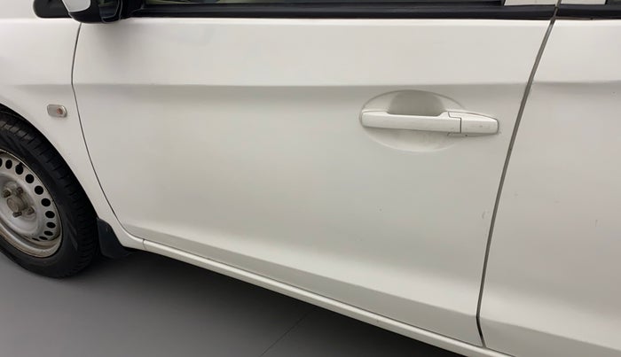 2013 Honda Amaze 1.2L I-VTEC EX, CNG, Manual, 93,278 km, Front passenger door - Slightly dented