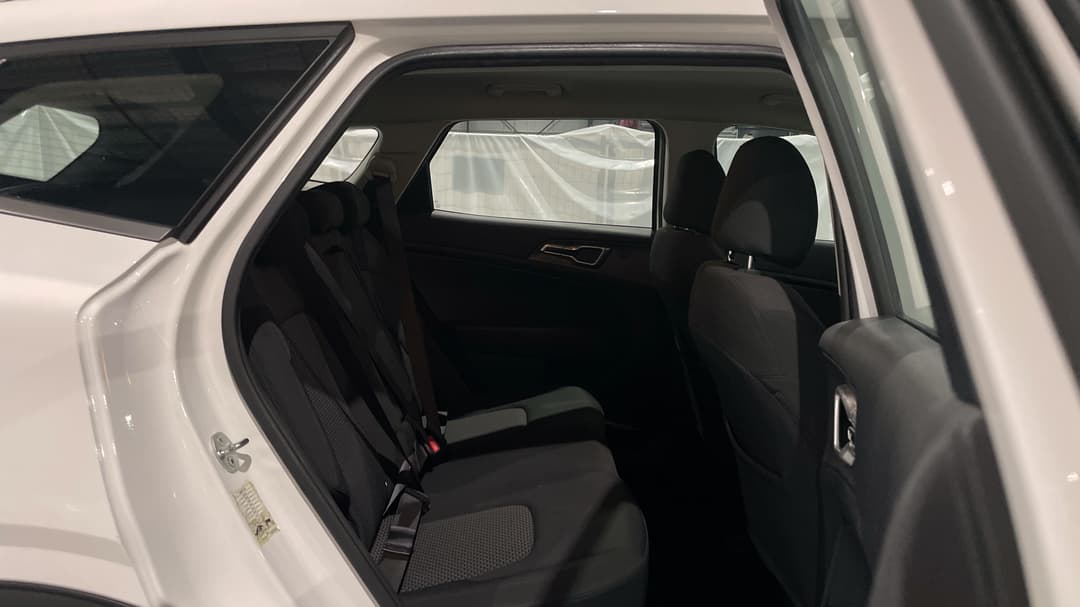 2024 Kia Sportage S (FWD), Automatic, 41498 km, Right Side Rear Door Cabin View