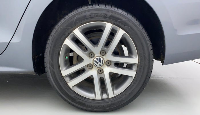 2012 Volkswagen Jetta HIGHLINE 2.0 TDI MT, Diesel, Manual, Left Rear Wheel