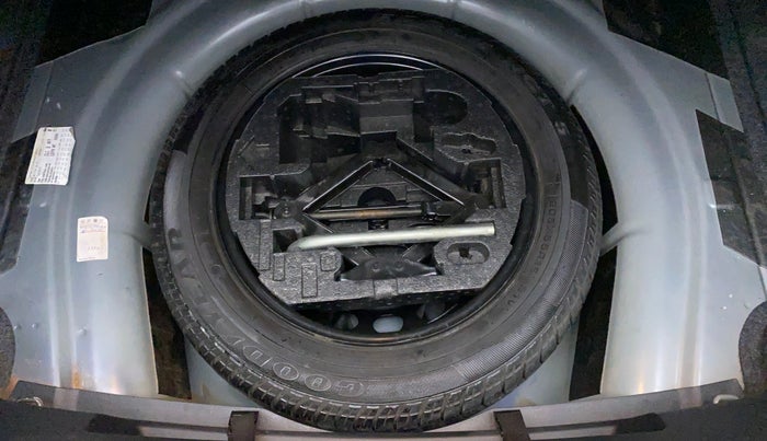 2012 Volkswagen Jetta HIGHLINE 2.0 TDI MT, Diesel, Manual, Spare Tyre
