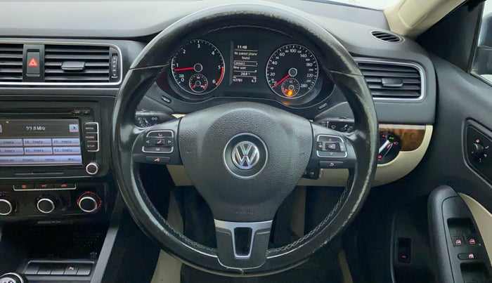 2012 Volkswagen Jetta HIGHLINE 2.0 TDI MT, Diesel, Manual, Steering Wheel Close Up