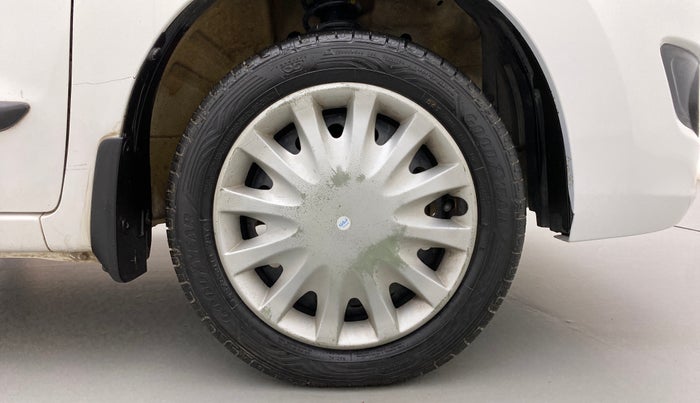 2015 Maruti Wagon R 1.0 VXI, Petrol, Manual, 96,691 km, Right Front Wheel