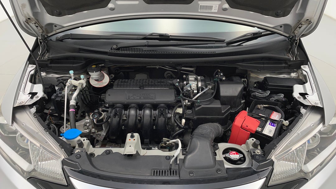 Open Bonnet (Engine)