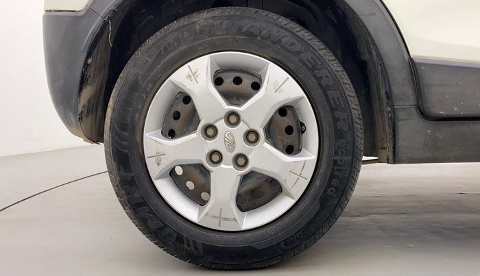 2019 Mahindra XUV300 W6 1.5 DIESEL, Diesel, Manual, 31,287 km, Right Rear Wheel