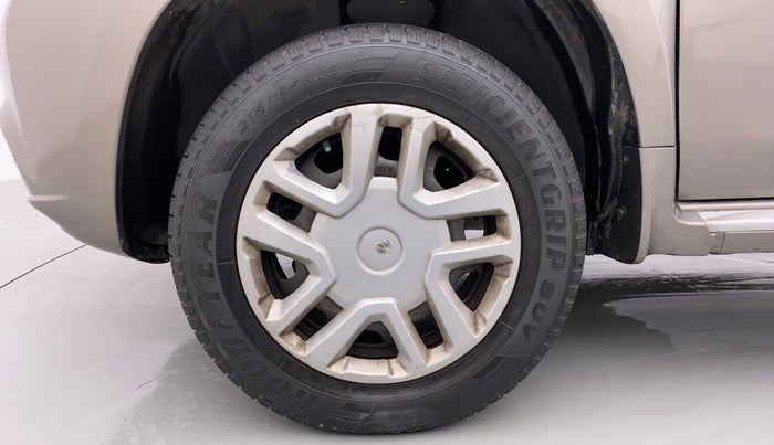 2014 Nissan Terrano XL 110 DIESEL, Diesel, Manual, 96,829 km, Left Front Wheel