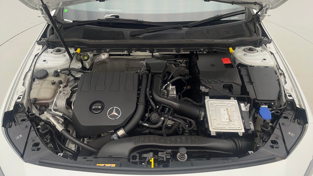 Open Bonnet (Engine)