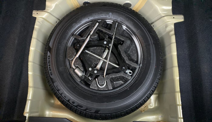 2020 Tata ALTROZ XZ 1.2, Petrol, Manual, 24,308 km, Spare Tyre