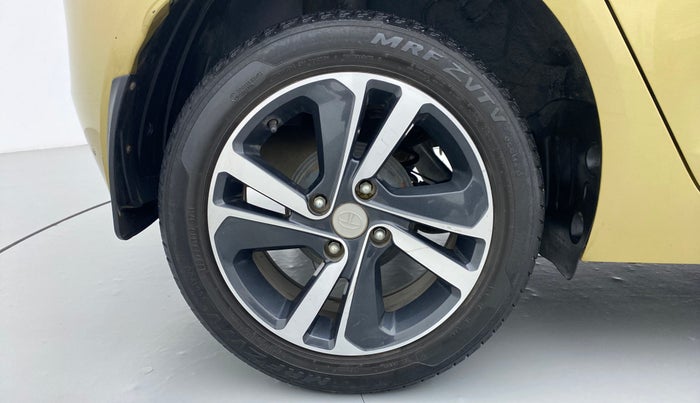 2020 Tata ALTROZ XZ 1.2, Petrol, Manual, 24,308 km, Right Rear Wheel