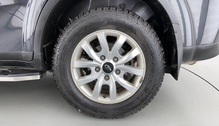 2017 Mahindra XUV500 W8 FWD, Diesel, Manual, 83,356 km, Left Rear Wheel