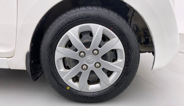 2018 Hyundai Eon MAGNA PLUS, Petrol, Manual, 36,667 km, Right Front Wheel