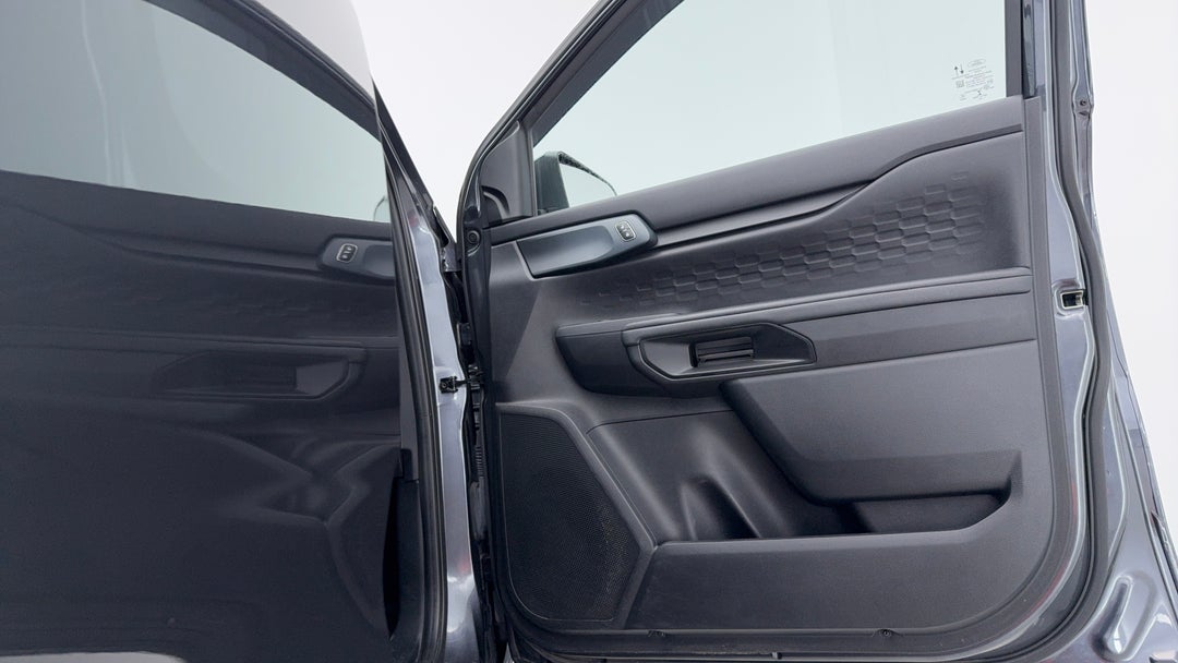 2022 Ford Ranger Xls 2.0 (4x4), Automatic, 97530 km, Speaker View