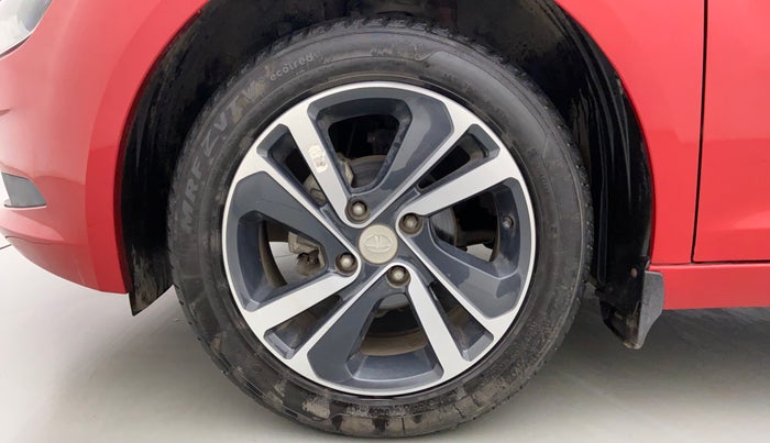 2020 Tata ALTROZ XZ 1.2, Petrol, Manual, 10,512 km, Left Front Wheel