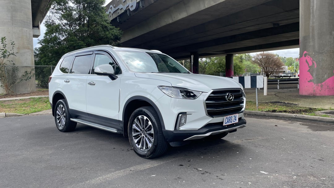 Right Front Diagonal (45- Degree) View