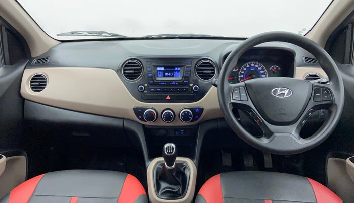 2016 Hyundai Grand i10 SPORTZ 1.2 KAPPA VTVT, Petrol, Manual, 40,129 km, Dashboard View