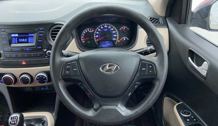 2016 Hyundai Grand i10 SPORTZ 1.2 KAPPA VTVT, Petrol, Manual, 40,129 km, Steering Wheel Close-up