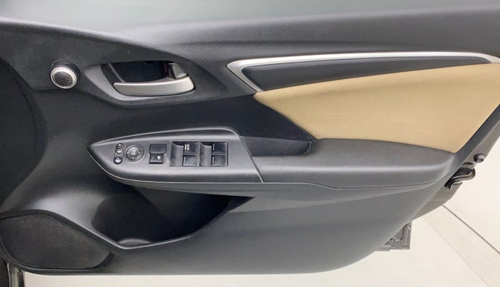 2017 Honda Jazz 1.5L I-DTEC V, Diesel, Manual, 1,05,697 km, Driver Side Door Panels Control