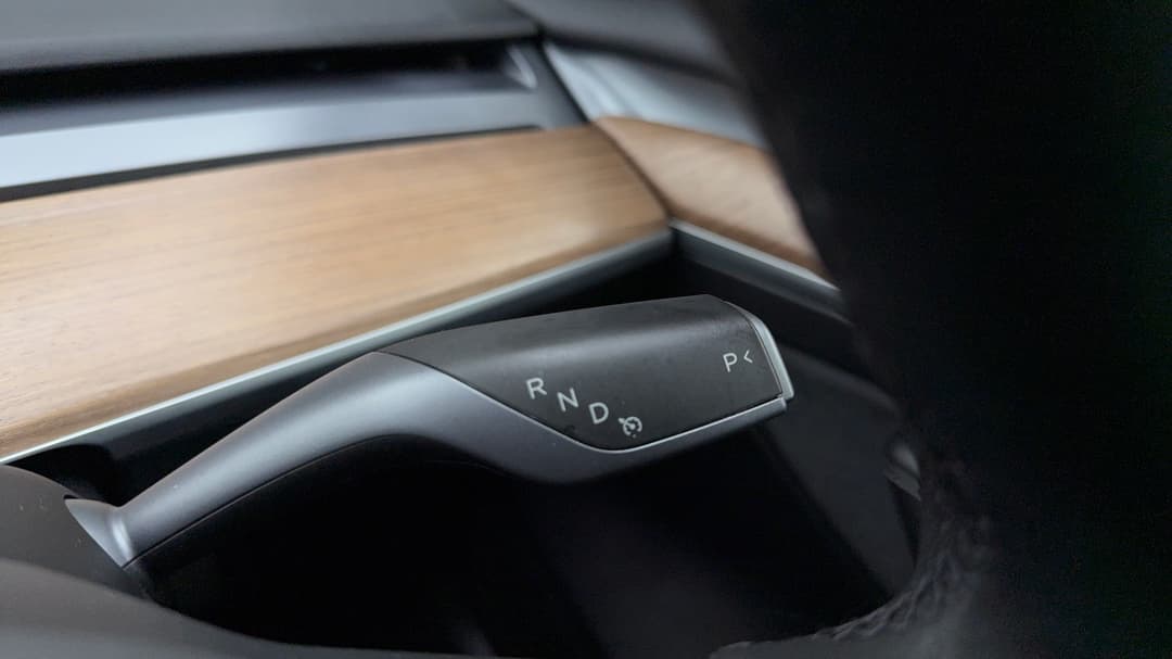 2021 Tesla Model 3 Standard Range Plus RWD, Automatic, 40711 km, Gear Lever 