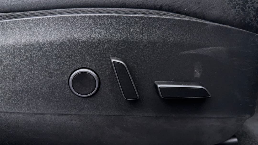 2021 Tesla Model 3 Standard Range Plus RWD, Automatic, 40711 km, Drivers Side Adjustment Panel
