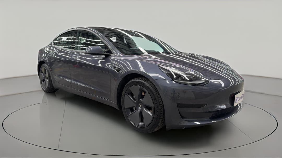 2021 Tesla Model 3 Standard Range Plus RWD, Automatic, 40711 km, Right Front Diagonal (45- Degree) View
