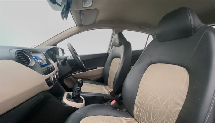 2014 Hyundai Grand i10 MAGNA 1.2 KAPPA VTVT, Petrol, Manual, 61,764 km, Right Side Front Door Cabin View