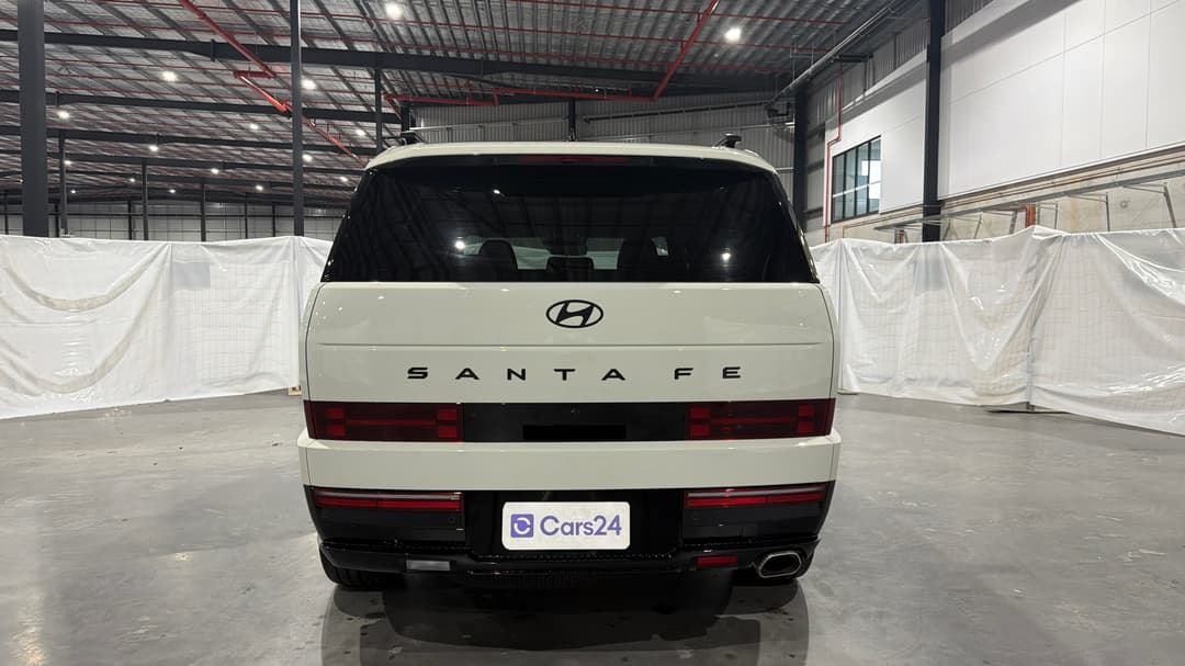 2025 Hyundai Santa Fe Calligraphy (7 Seat) (blk), Automatic, 17807 km, Back/Rear View