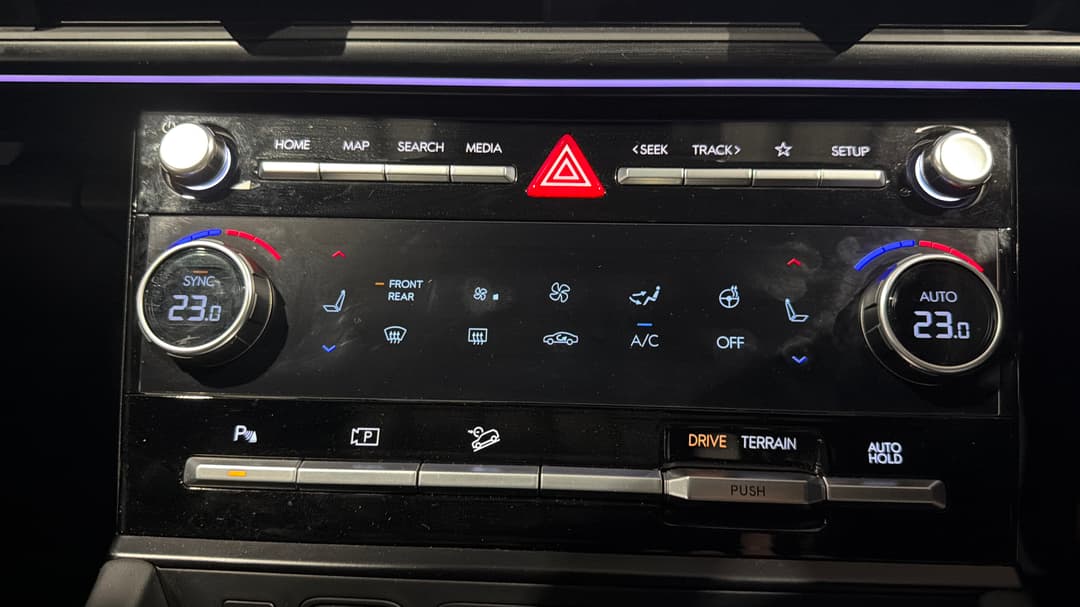 2025 Hyundai Santa Fe Calligraphy (7 Seat) (blk), Automatic, 17807 km, Ventilated Seats