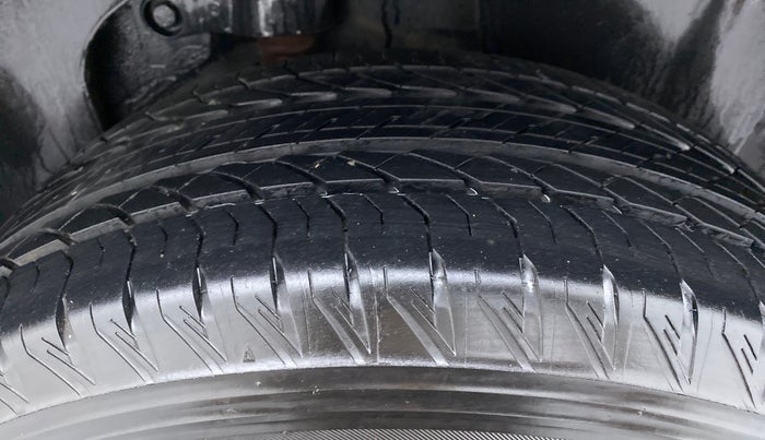 2021 Tata Safari XT 2.0 KRYOTEC, Diesel, Manual, 11,981 km, Left Rear Tyre Tread