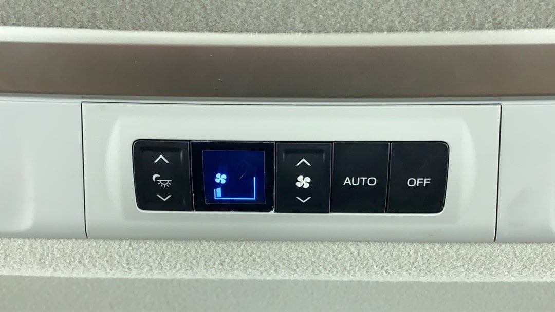 Rear AC Temperature Control 