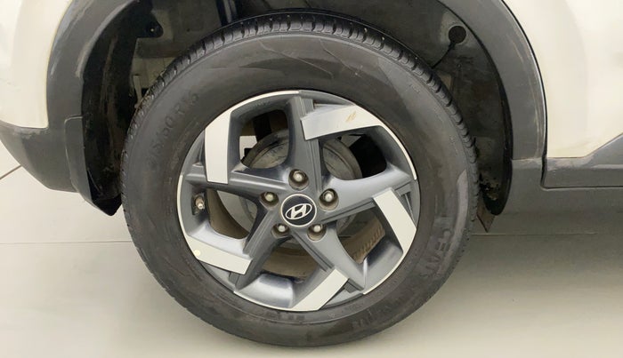 2020 Hyundai VENUE SX 1.0 (O) TURBO IMT, Petrol, Manual, 24,934 km, Right Rear Wheel