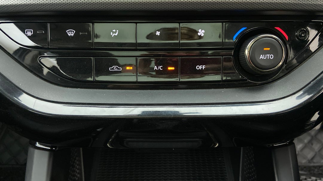 Automatic Climate Control 