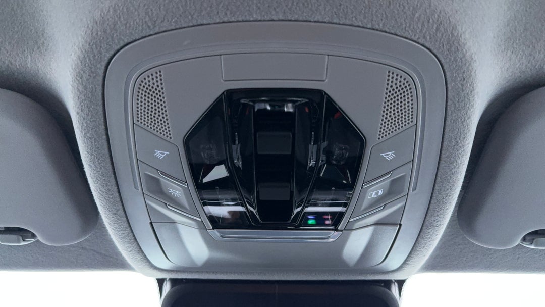 On-Roof Controls/Sunglass holder