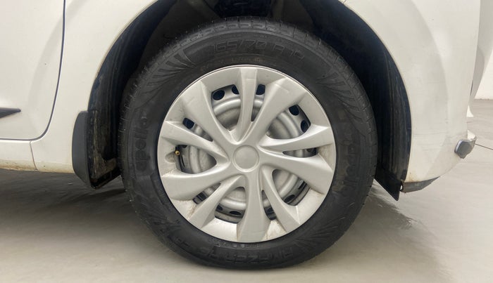 2021 Hyundai GRAND I10 NIOS ERA 1.2 KAPPA VTVT, Petrol, Manual, 34,498 km, Right Front Wheel
