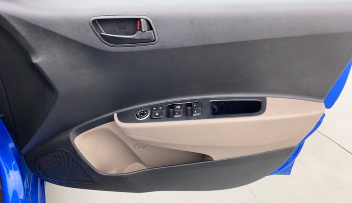 2019 Hyundai Grand i10 MAGNA AT 1.2 KAPPA VTVT, Petrol, Automatic, 30,061 km, Driver Side Door Panels Control