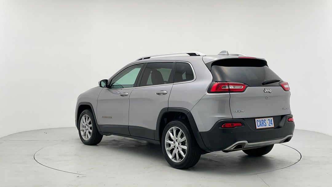 Left Back Diagonal (45- Degree) View