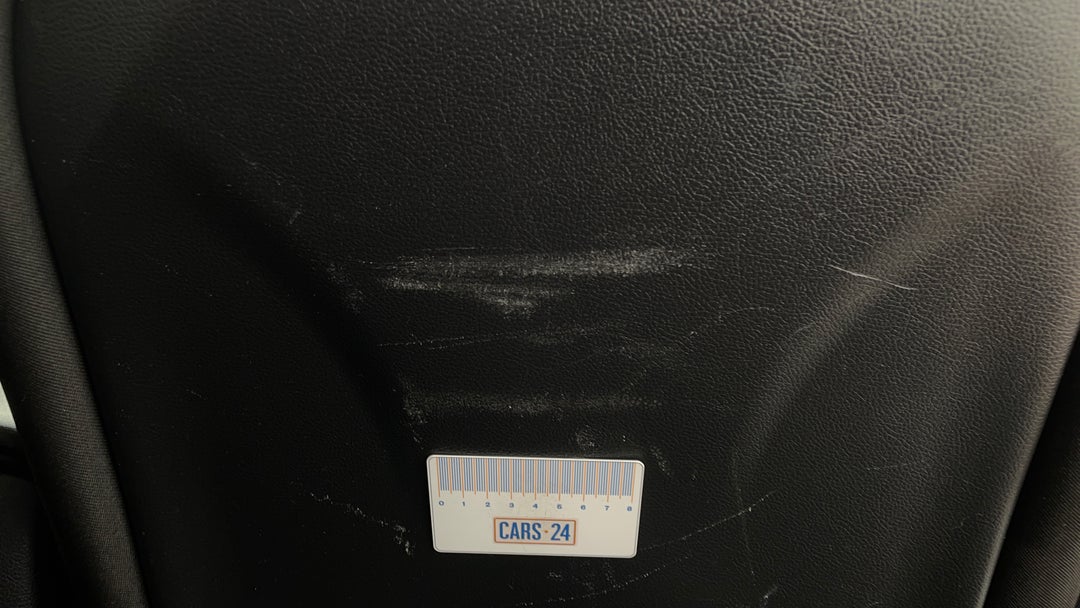 Seats Front RHS Scuff