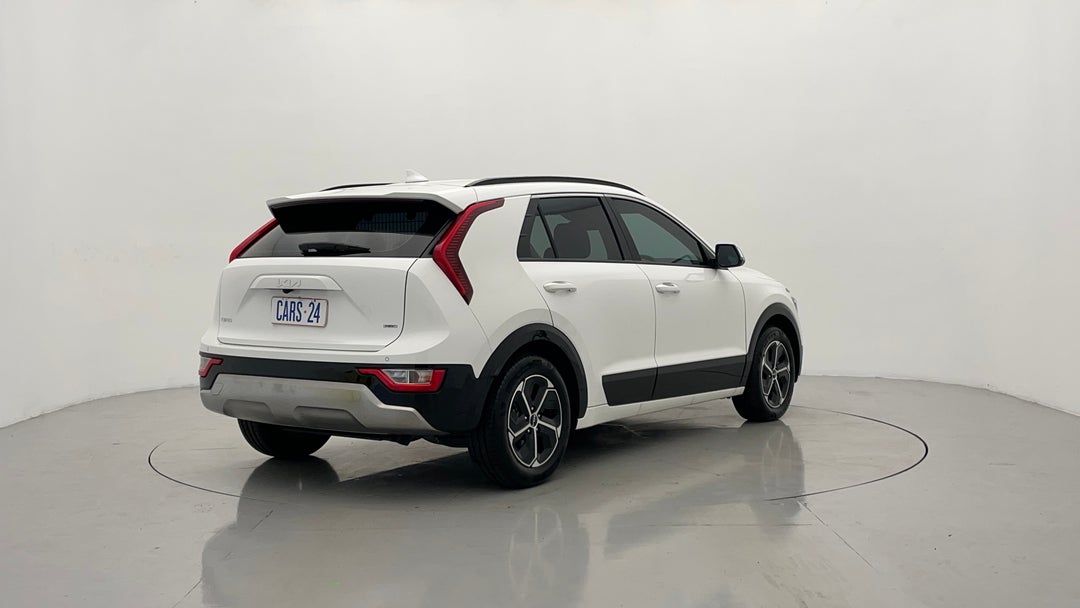 Right Back Diagonal (45- Degree) View