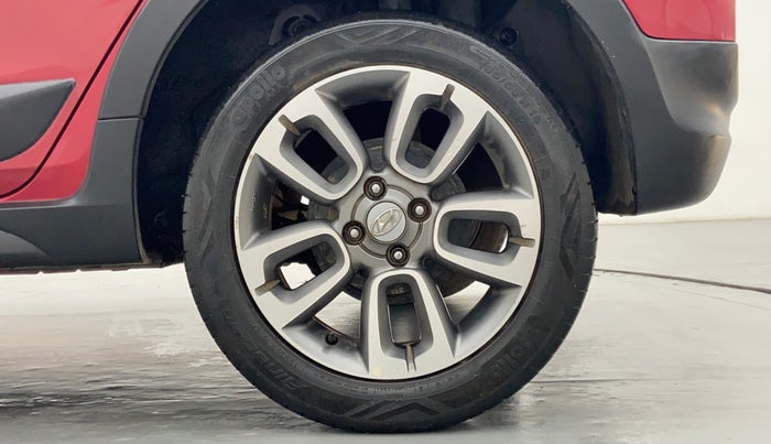 2017 Hyundai i20 Active 1.2 S, Petrol, Manual, 39,375 km, Left Rear Wheel