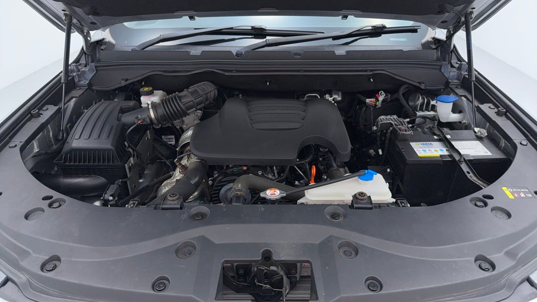 Open Bonnet (Engine)