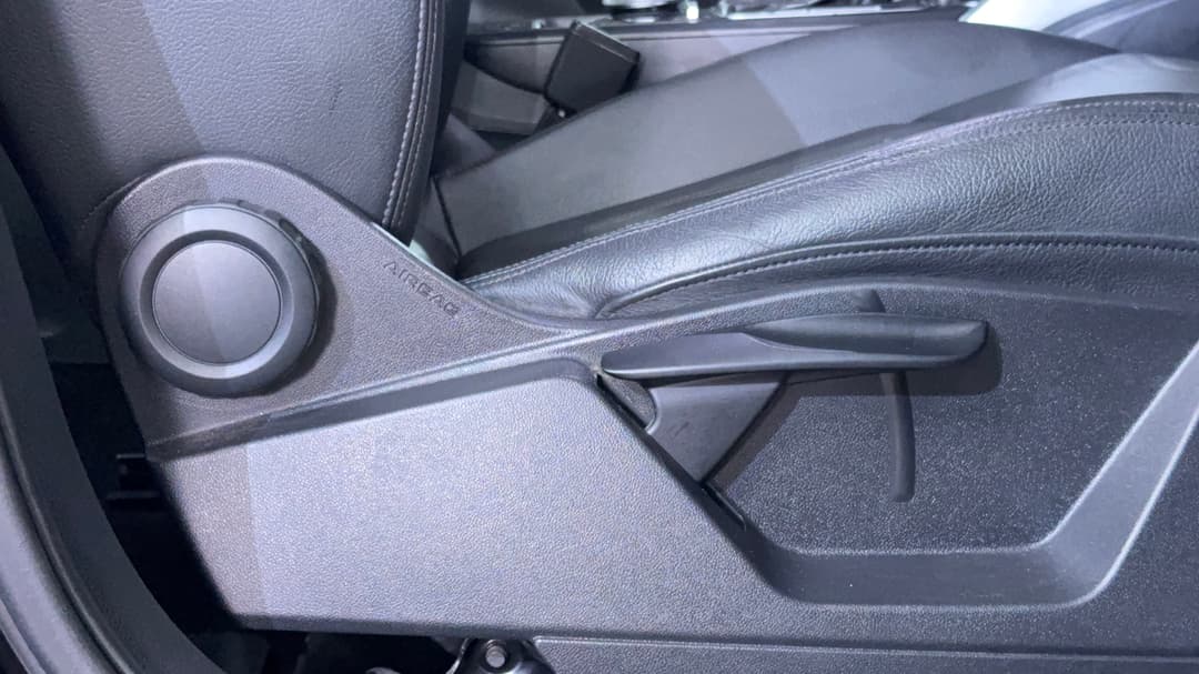 2021 Audi Q2 40 Tfsi Quattro S Line, Automatic, 59599 km, Drivers Side Adjustment Panel