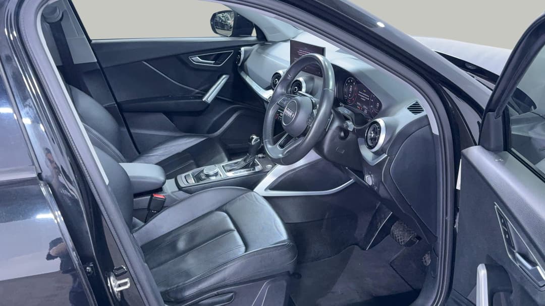 2021 Audi Q2 40 Tfsi Quattro S Line, Automatic, 59599 km, Right Side Front Door Cabin View