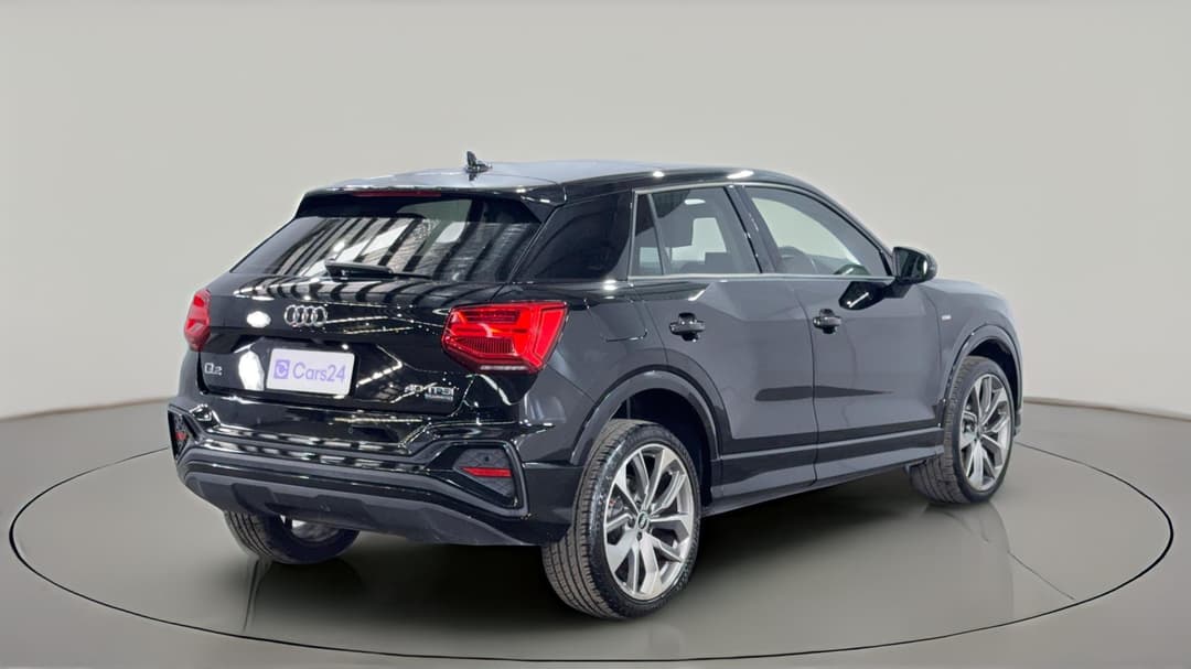 2021 Audi Q2 40 Tfsi Quattro S Line, Automatic, 59599 km, Right Back Diagonal (45- Degree) View