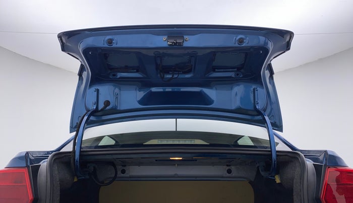 2017 Volkswagen Ameo HIGHLINE PLUS 1.5L AT 16 ALLOY, Diesel, Automatic, 36,837 km, Boot Door Open