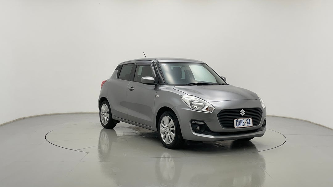 2018 Suzuki Swift Gl Navigator, Automatic, 129671 km, Right Front Diagonal (45- Degree) View