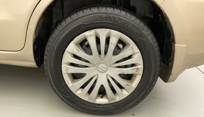 2014 Maruti Ertiga VXI CNG, CNG, Manual, 97,391 km, Left Rear Wheel