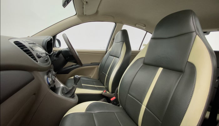 2014 Hyundai i10 SPORTZ 1.1, Petrol, Manual, 69,797 km, Right Side Front Door Cabin