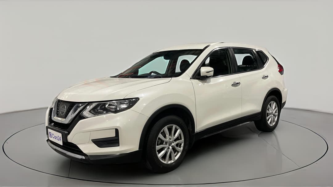 2019 Nissan X-trail St (4WD), Automatic, 120305 km, Left Front Diagonal (45- Degree) View