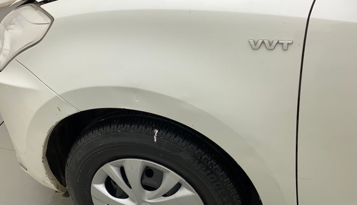 2018 Maruti Dzire VXI AMT, Petrol, Automatic, 41,517 km, Left fender - Minor scratches