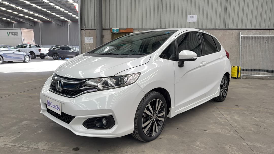 2020 Honda Jazz Vti-s, Automatic, 56984 km, Left Front Diagonal (45- Degree) View